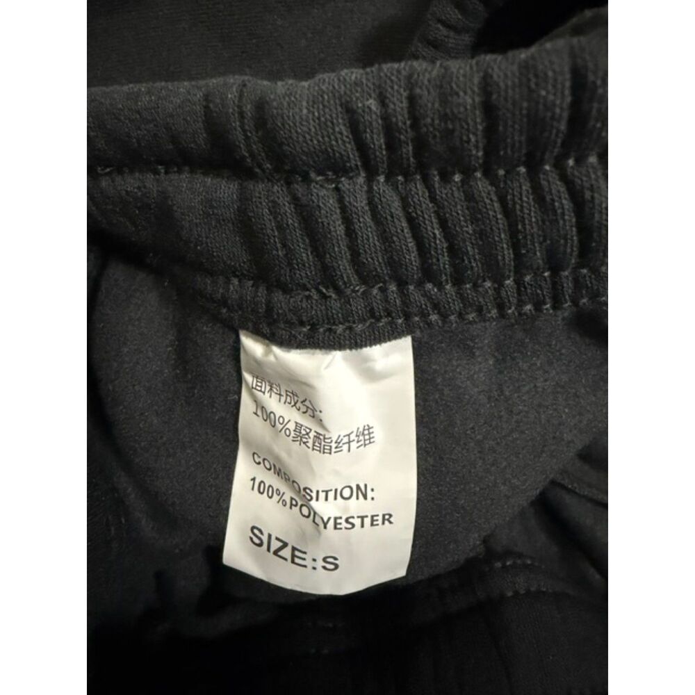 casual sweat shorts size small with drawstring